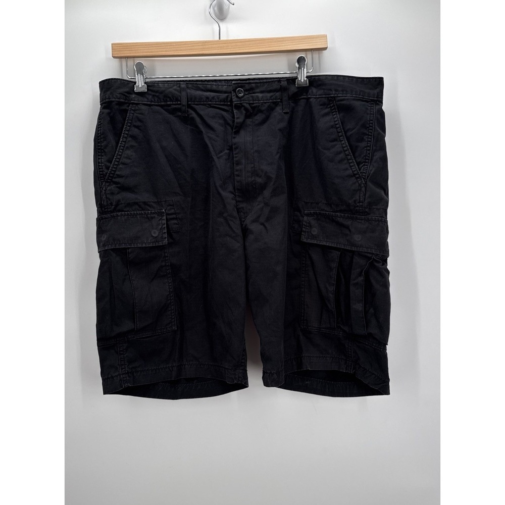 Levi's Men's Size 40 Black Carrier Cargo Shorts